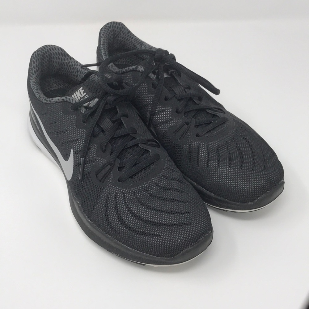 Womens Black Nike Trainer Shoes size 8.5